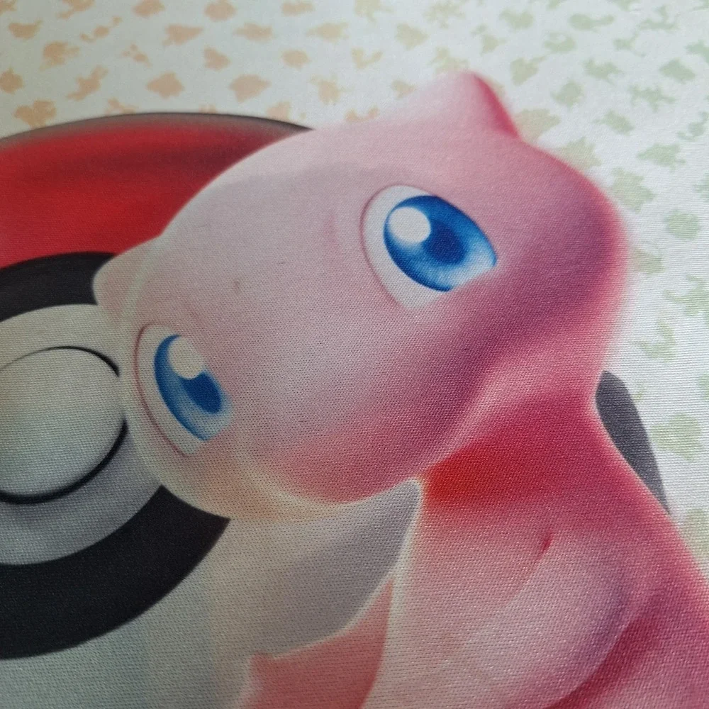 Pokemon TCG: Scarlet & Violet 151 Mew Gaming Play Mat Playmat‎ UPC Ultra Premium